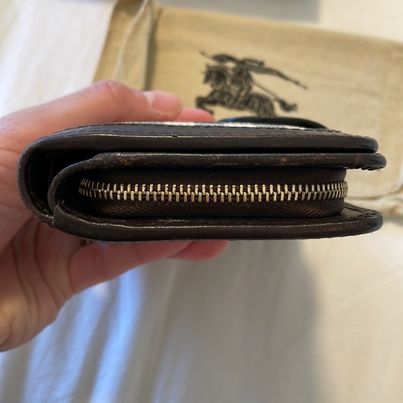 Burberry wallet with dust bag and box - Picture 5 of 8